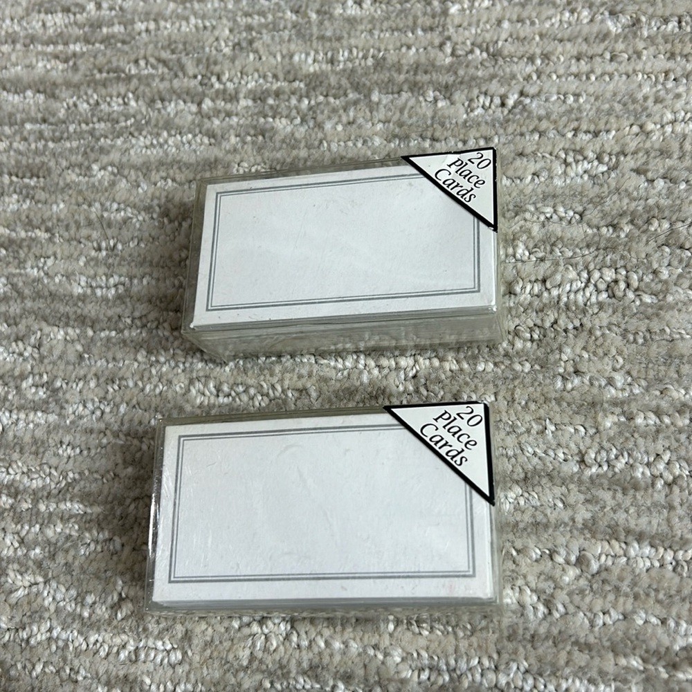 40 Silver Border Place Cards